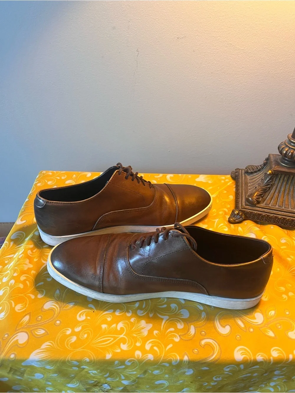 Avenue style oxford